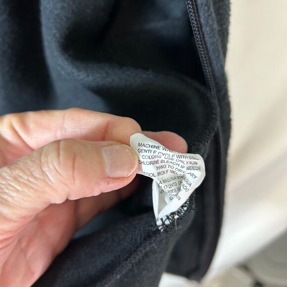 Venado Black Fleece Full Zip Sleeveless Outdoor Vest Size L - Picture 11 of 13